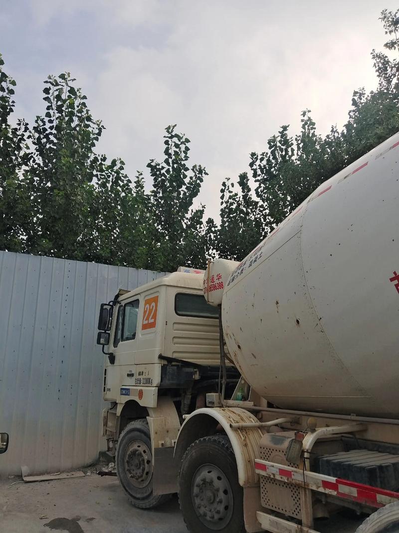 20方混凝土搅拌车多少钱一辆(混泥土20方搅拌车报价)