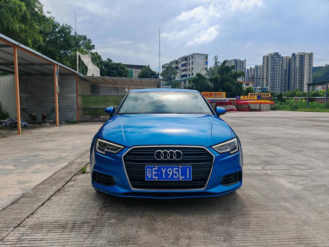 奥迪a3三箱车长,奥迪a3三厢车长