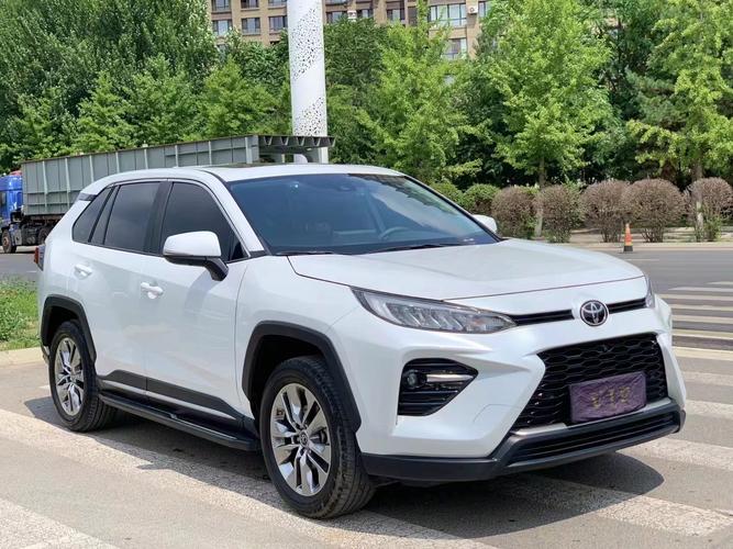 丰田威兰达2022款四驱豪华版/丰田威兰达2022款四驱豪华版怎么样