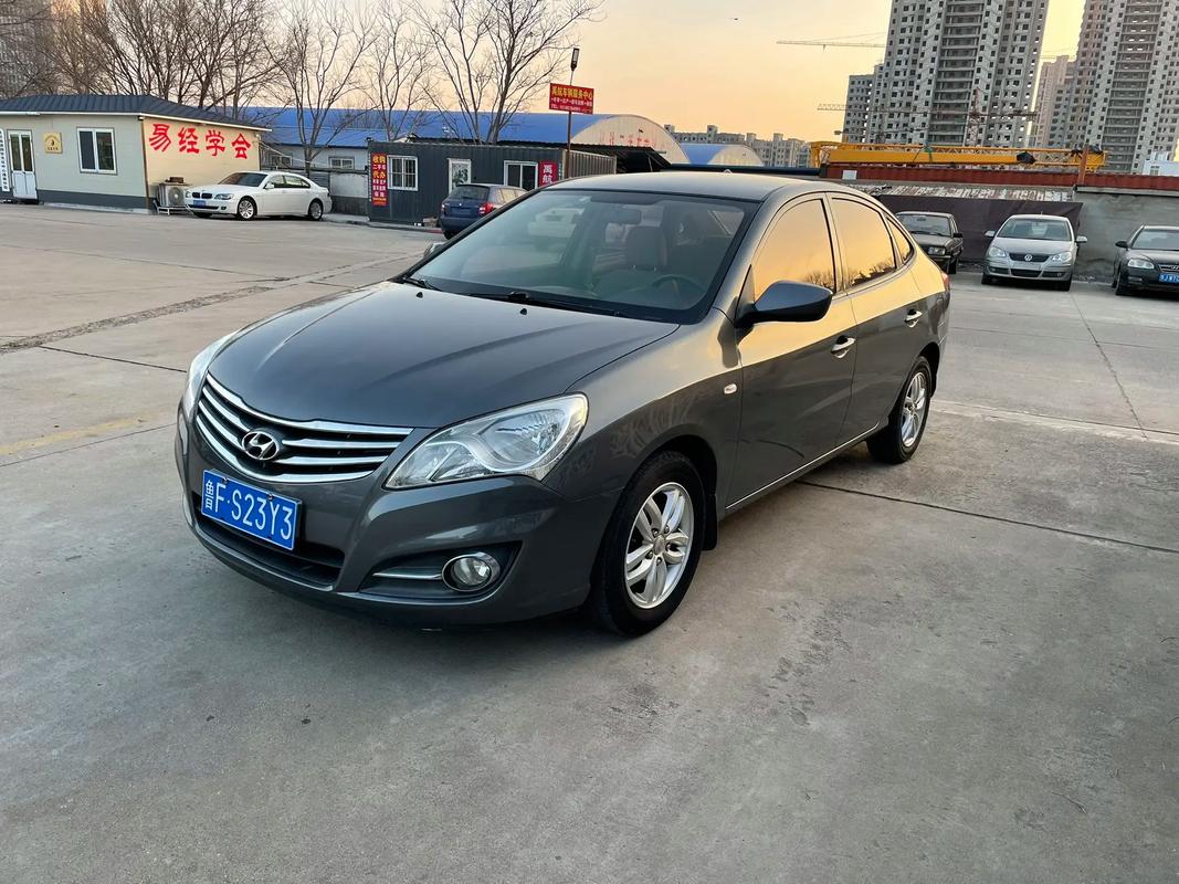 【伊兰特和悦动哪个车好,伊兰特和伊兰特悦动有啥区别】