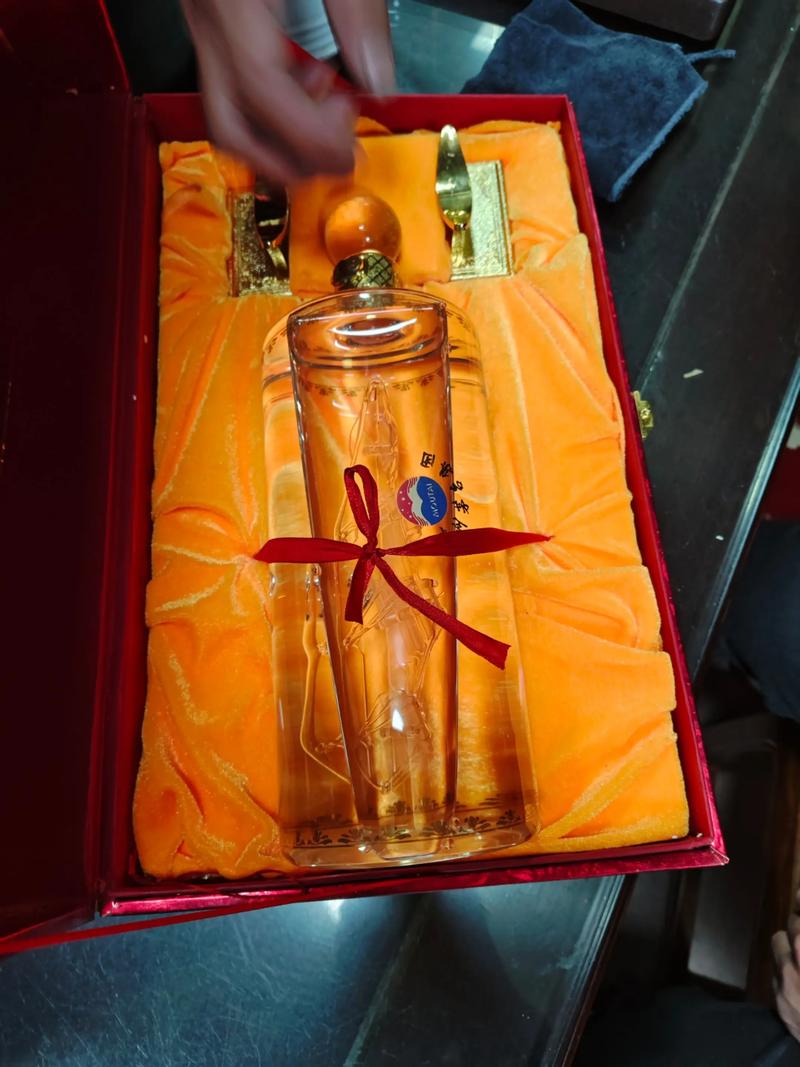 06年茅台 06年茅台53度值多少钱一瓶