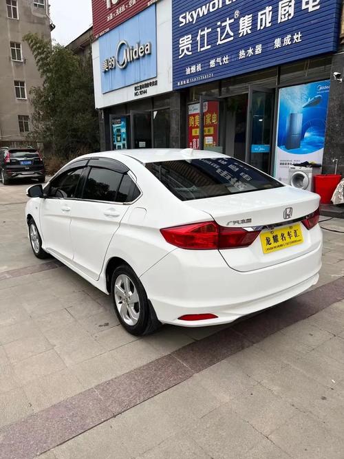 【锋范本田2015款图片,本田锋范2020新款】