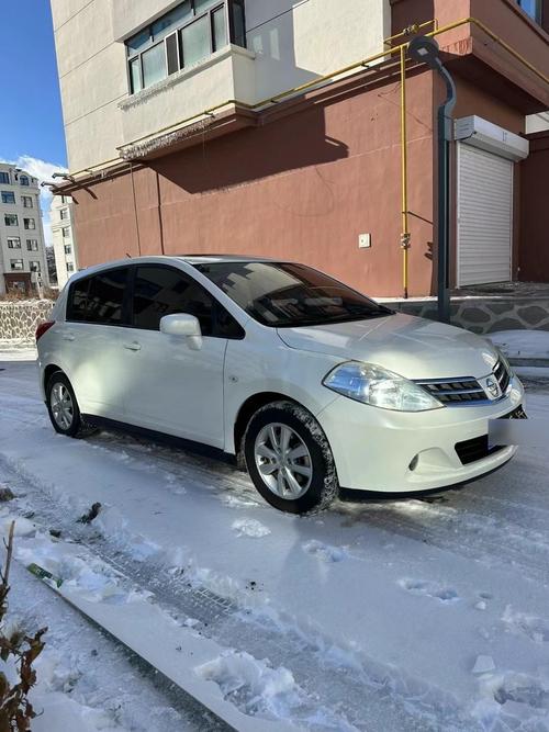 【08款骐达带天窗的是哪款,2006年骐达带有天窗的是什么型号】